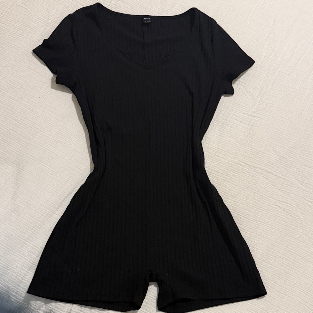 Black Ribbed Short Sleeve Romper
